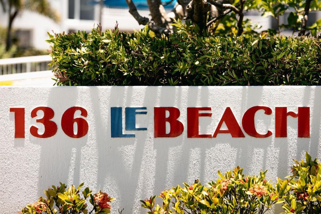 Le Beach Apartments Gold Coast Extérieur photo